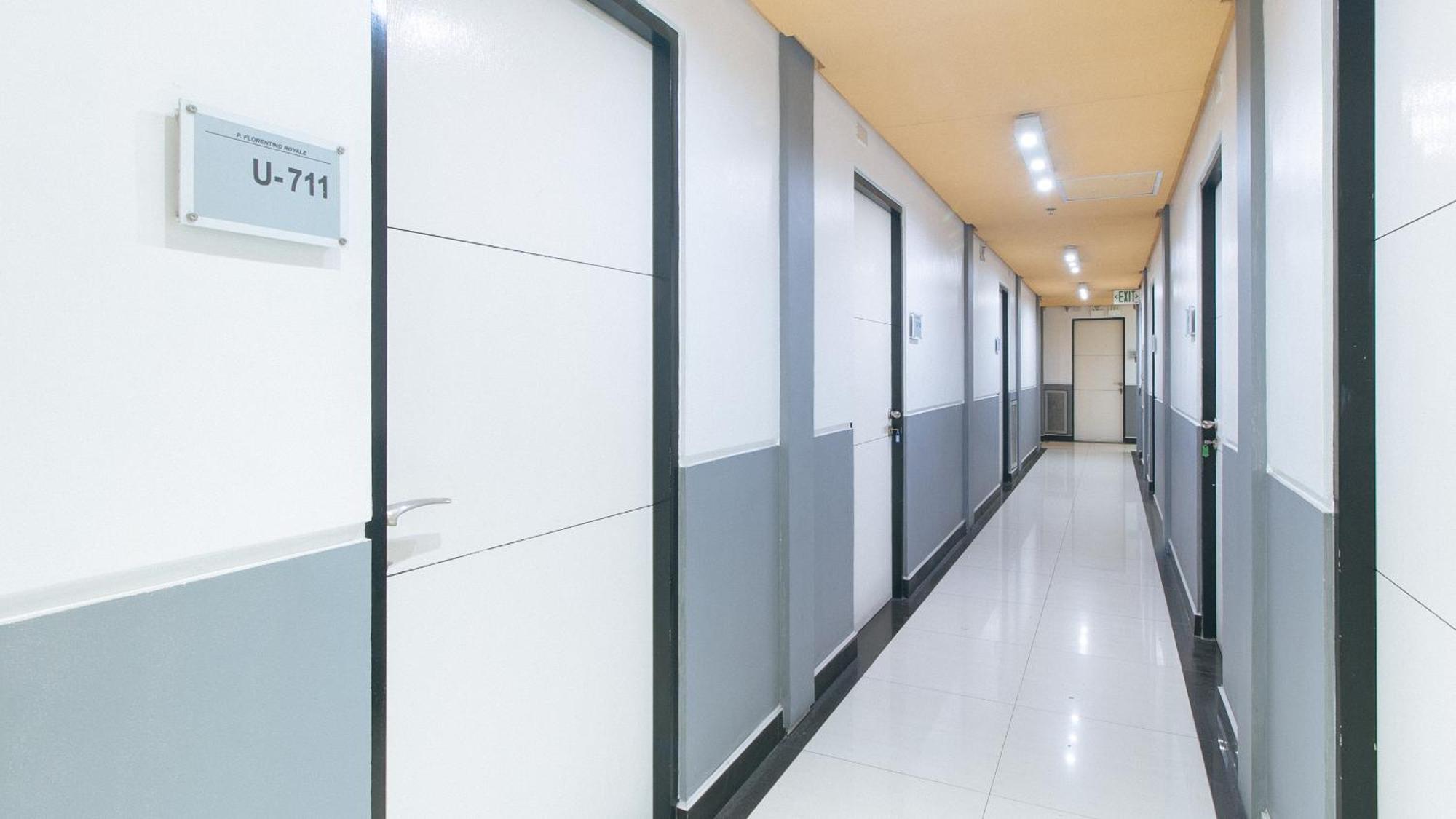 Reddoorz Plus At Banawe Quezon City Exterior photo